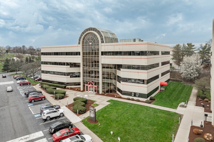 4075 Monroeville Blvd, Monroeville, PA for lease - Building Photo - Image 2 of 6