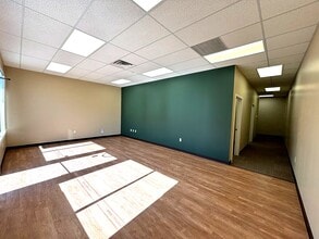 446-456 Lancaster St, Leominster, MA à louer Photo intérieure- Image 2 de 6