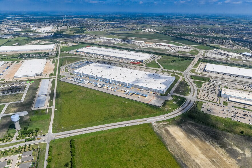 10760 Gateway blvd, Forney, TX à vendre - Aérien - Image 2 de 3