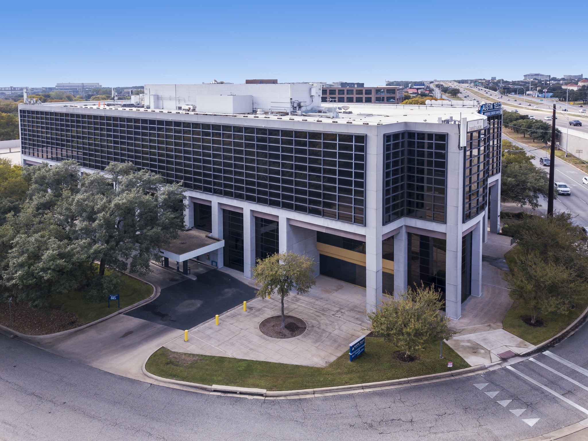 11149 Research Blvd, Austin, TX for lease Building Photo- Image 1 of 16
