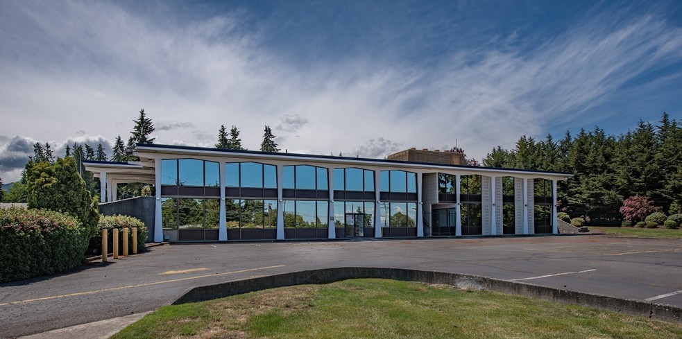 2431 E Highway 101, Port Angeles, WA for sale - Primary Photo - Image 1 of 30