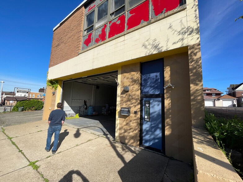 7419 Washington Ave, Pittsburgh, PA à vendre - Photo du bâtiment - Image 3 de 59