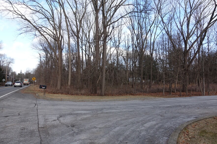 3457 Main St, Stone Ridge, NY for sale - Building Photo - Image 2 of 8