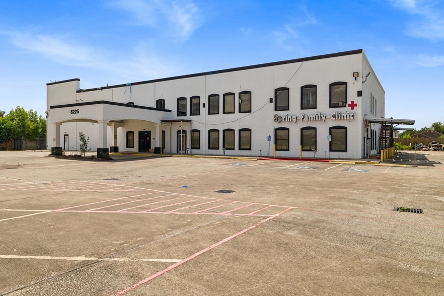 6225 FM 2920, Spring, TX for sale - Primary Photo - Image 1 of 15