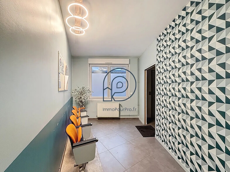 Bureau dans Lambersart à vendre - Hall d’entrée - Image 3 de 10