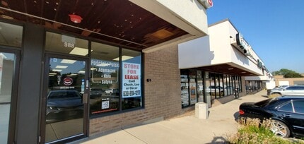 960-998 Lake St, Roselle, IL for lease Interior Photo- Image 2 of 13