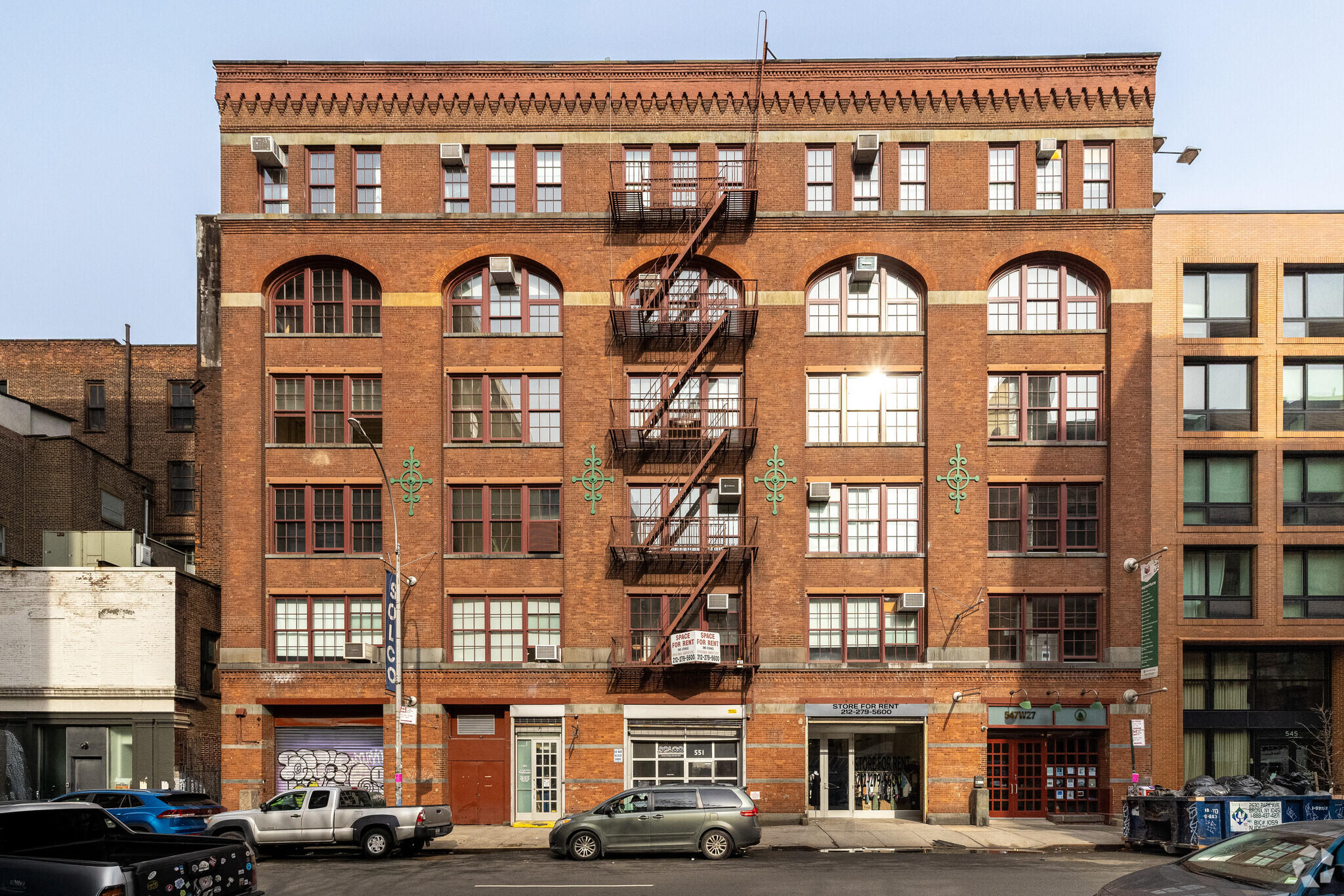 548 & 554 W 28th Street portfolio of 2 properties for sale on LoopNet.ca Primary Photo- Image 1 of 3