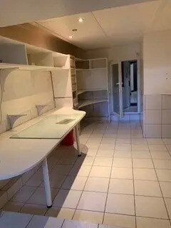 Plus de détails pour 301 Avenue Du Prado, Marseille - Local d'activités à louer