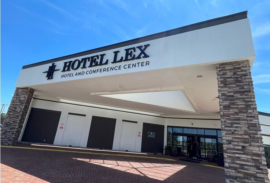 5532 Athens Boonesboro Rd, Lexington, KY à louer - Photo du bâtiment - Image 1 de 9