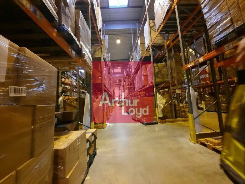 Industriel dans COURNON-D'AUVERGNE à louer - Photo intérieure - Image 2 de 6