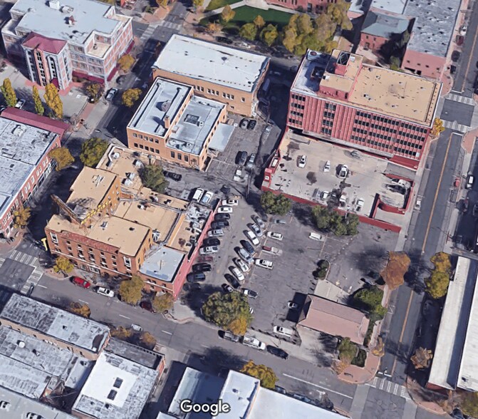 121 E birch Ave, Flagstaff, AZ à louer - Photo du bâtiment - Image 2 de 6