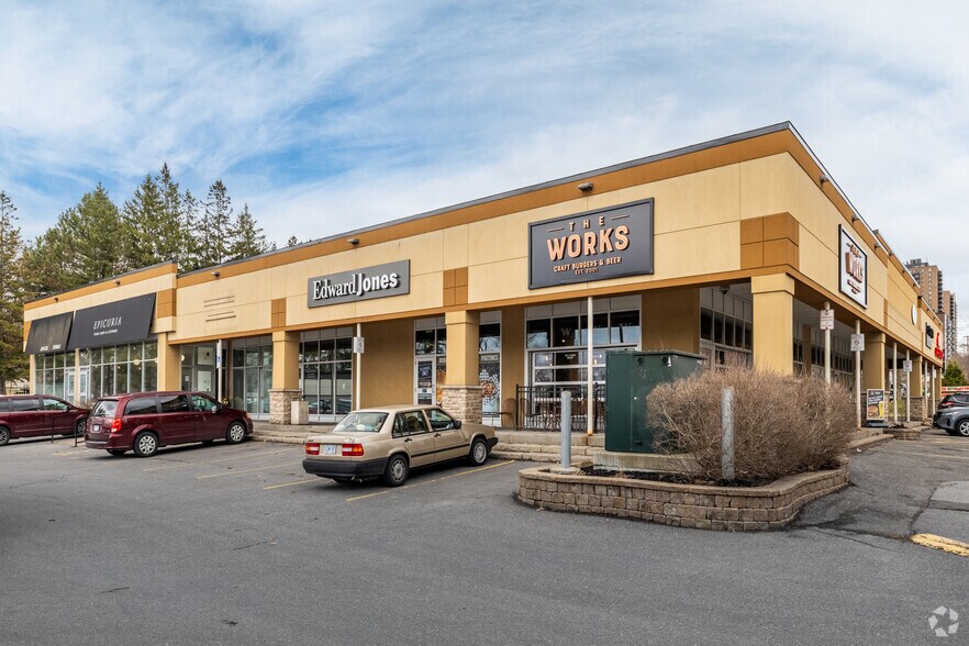 347-375 St. Laurent Blvd, Ottawa, ON à louer - Photo principale - Image 1 de 4