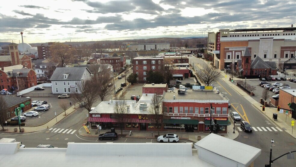 982 Main St, Springfield, MA à vendre - Photo du bâtiment - Image 2 de 29