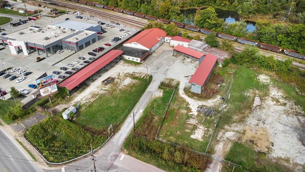 3571 Winchester Ave, Ashland, KY à vendre - Photo du bâtiment - Image 2 de 24