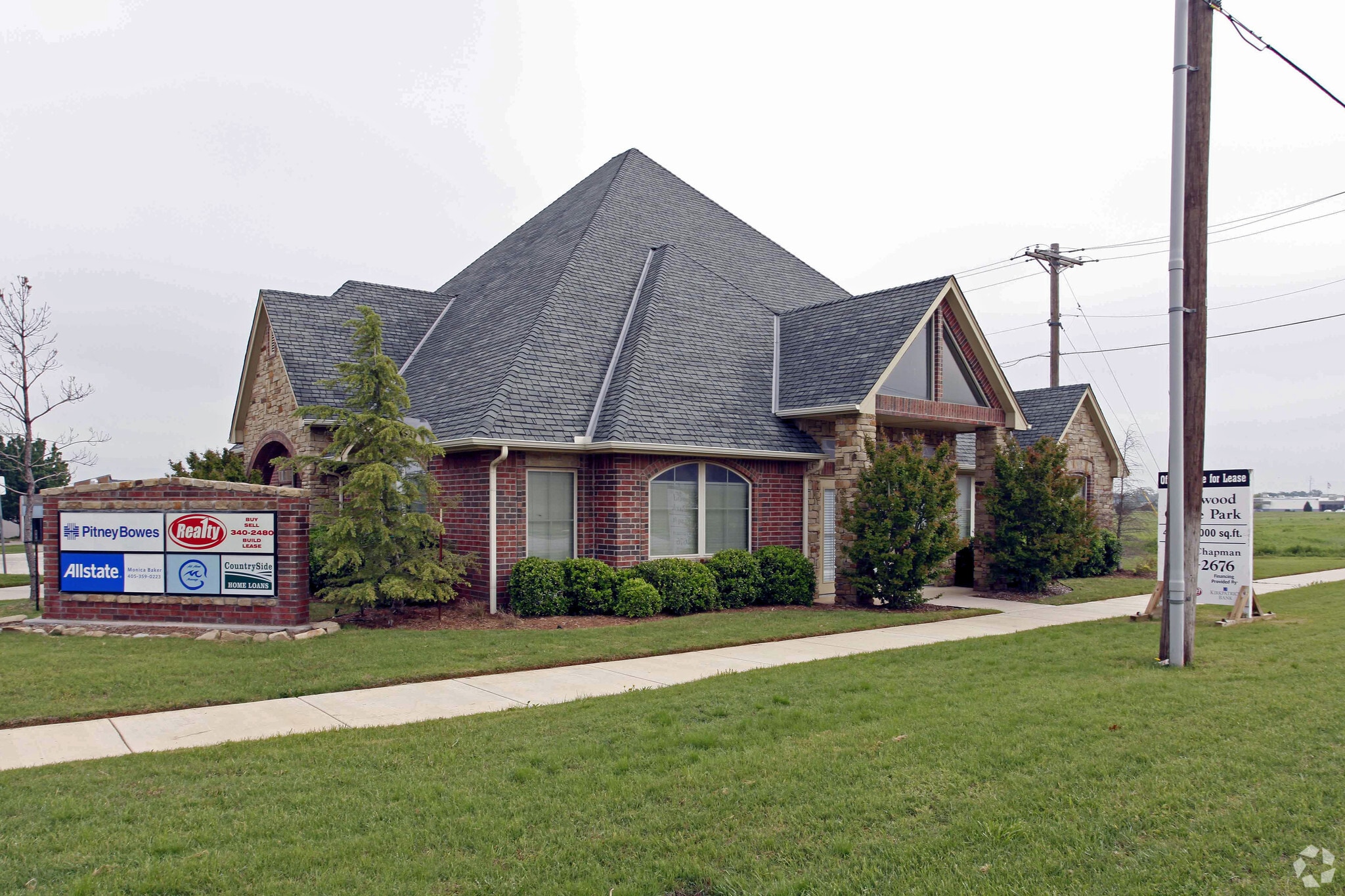 Teakwood Portfolio portfolio of 3 properties for sale on LoopNet.ca Building Photo- Image 1 of 4