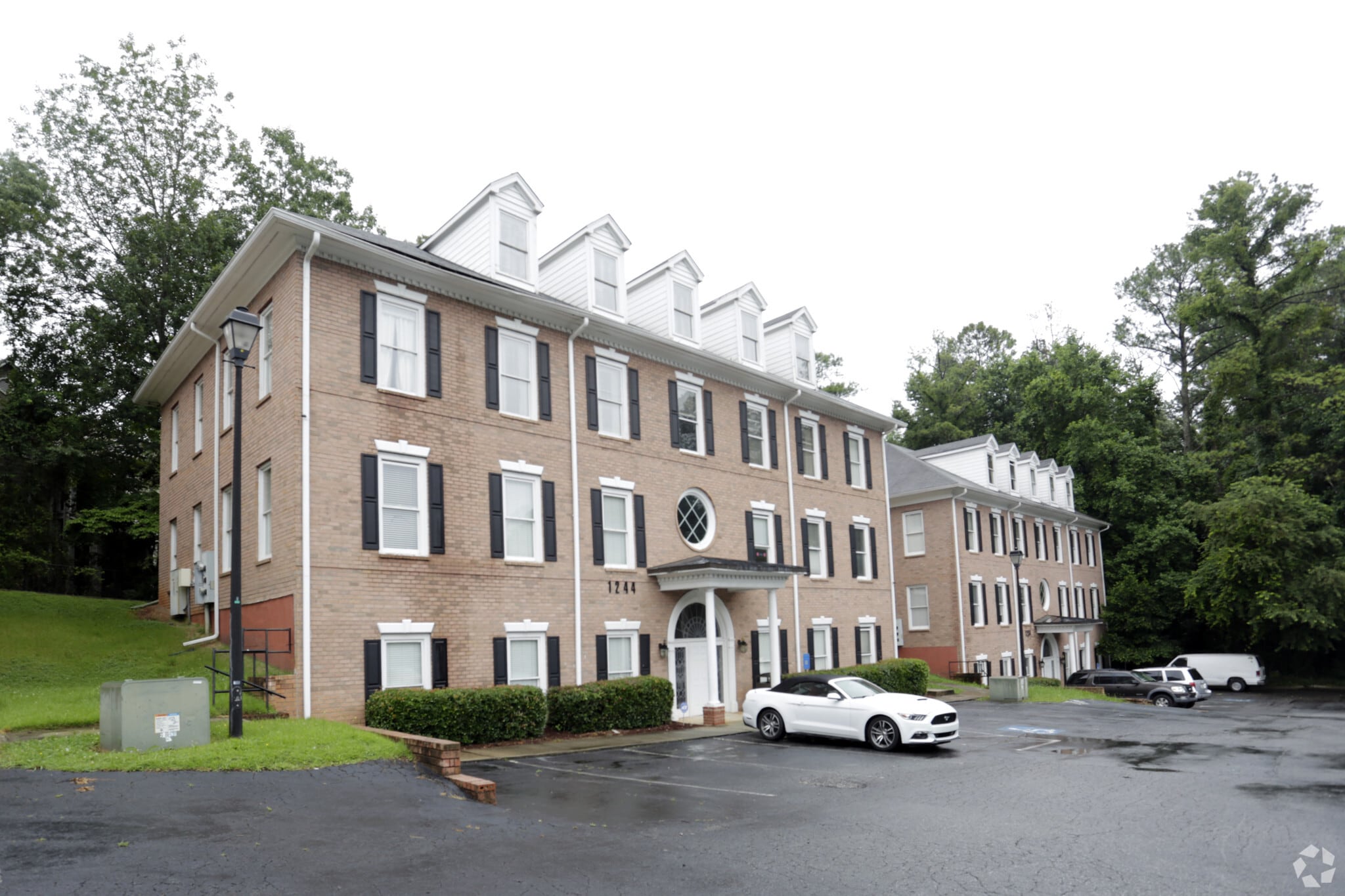 1244 Beaver Ruin Rd, Norcross, GA for lease Primary Photo- Image 1 of 8