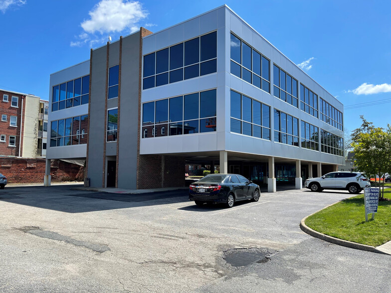 901 Hampton Blvd, Norfolk, VA for lease - Primary Photo - Image 1 of 4