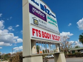 3046 S Del Prado Blvd, Cape Coral, FL for lease Building Photo- Image 2 of 2