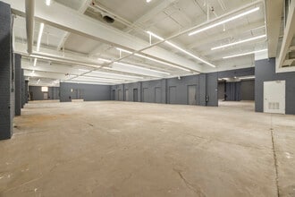 415 14th St, Carlstadt, NJ for lease Interior Photo- Image 1 of 4