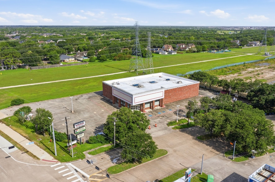 2700 W Main St, League City, TX à vendre - Photo du bâtiment - Image 3 de 4