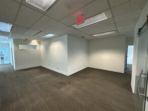 267 W Esplanade, North Vancouver, BC for lease Interior Photo- Image 1 of 8