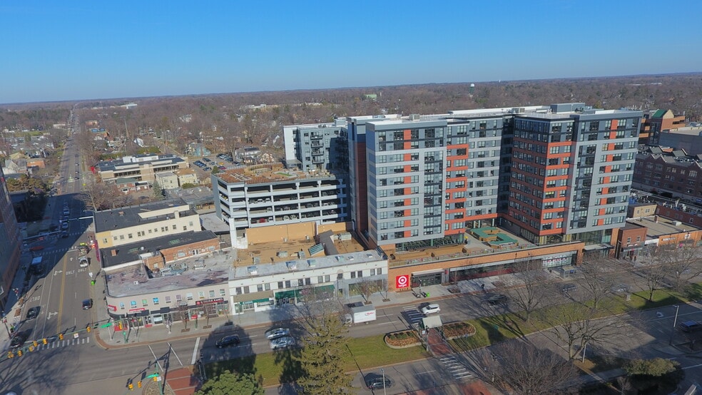 115-119 E Grand River Ave, East Lansing, MI for sale - Building Photo - Image 2 of 15