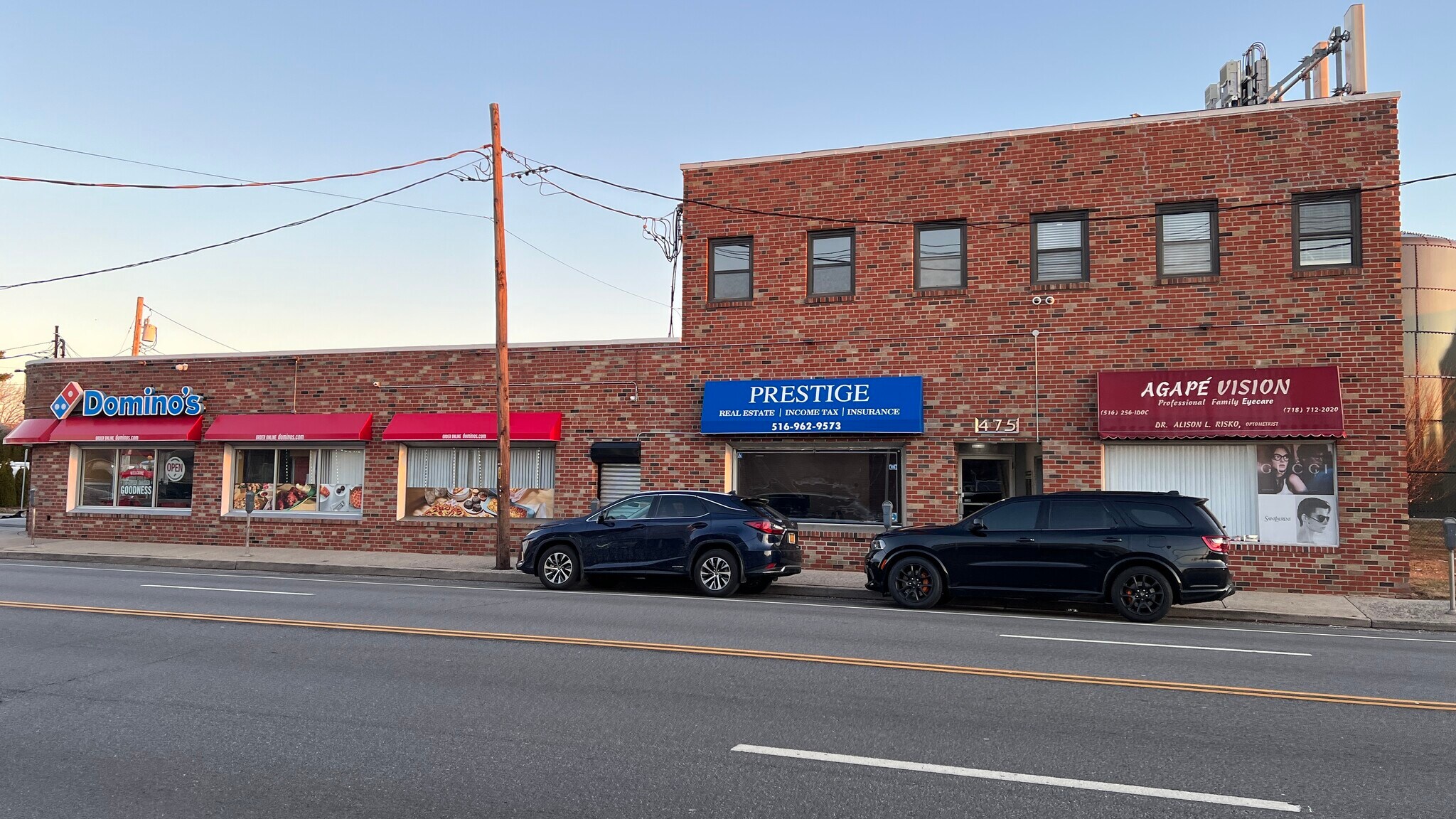 475 W Merrick Rd, Valley Stream, NY à louer Photo principale- Image 1 de 2