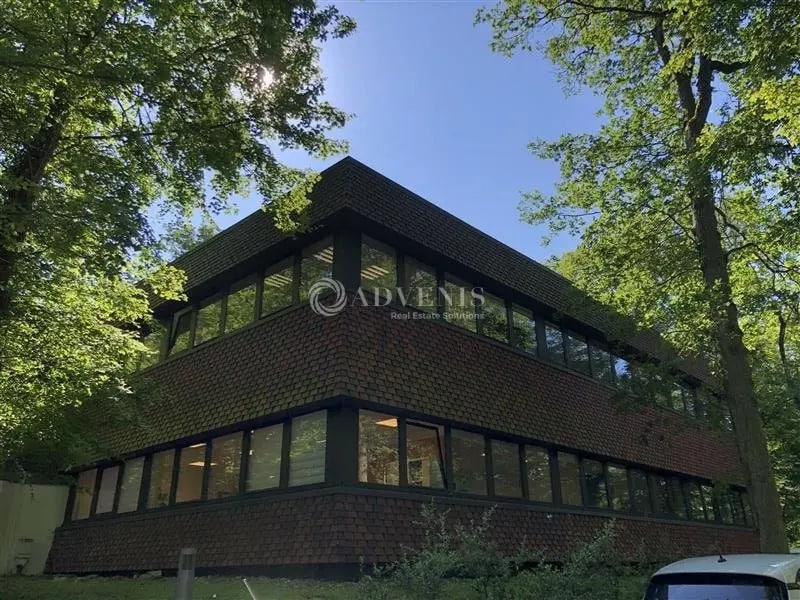 Office in Vandoeuvre-les-Nancy for lease Building Photo- Image 1 of 9