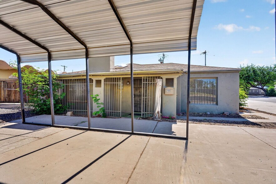 4401 N 16th St, Phoenix, AZ à louer - Photo du bâtiment - Image 3 de 43