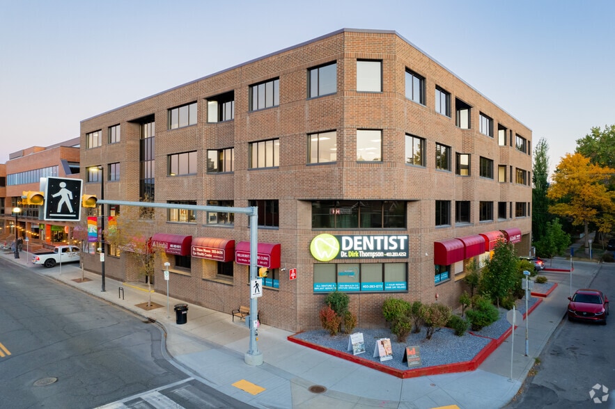 1228 Kensington Rd NW, Calgary, AB for lease - Building Photo - Image 1 of 5