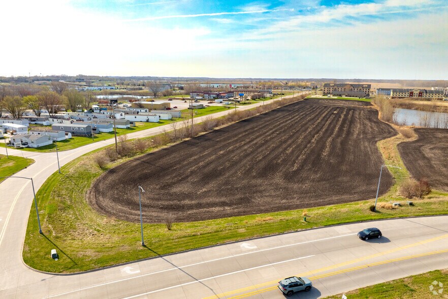 1100 S Dayton Ave, Ames, IA à vendre - Aérien - Image 2 de 5