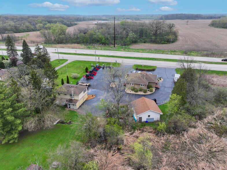 26001 75th St, Salem, WI à vendre - Photo du bâtiment - Image 1 de 34