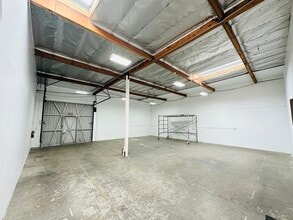 330 E Orangethorpe Ave, Placentia, CA for lease Interior Photo- Image 2 of 9