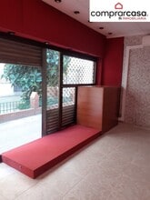 Commerce de détail dans L'Hospitalet de Llobregat, Barcelona à louer Photo intérieure- Image 2 de 4