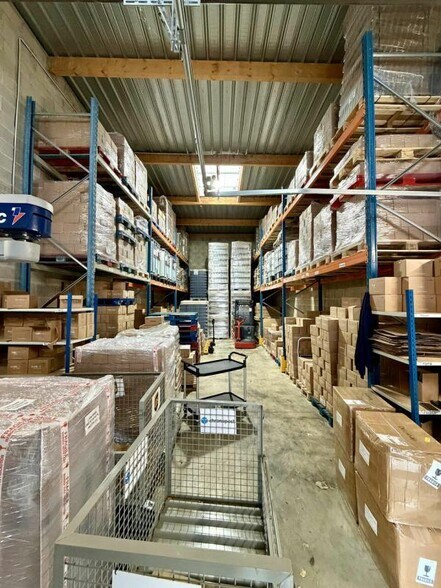 Industrial in Saint-Soupplets for lease - Building Photo - Image 2 of 2