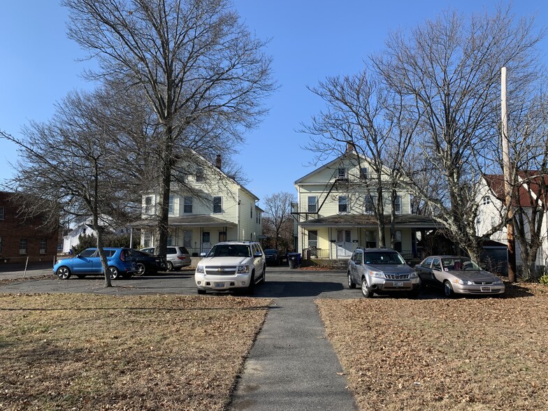 364 High St, Central Falls, RI for sale - Primary Photo - Image 1 of 1