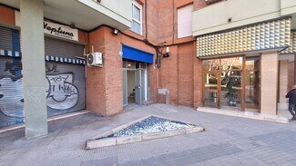 Plus de détails pour Multi-résidentiel à vendre