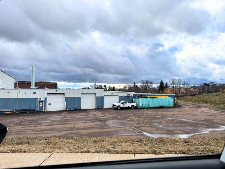 80 Enterprise St, Moncton, NB for sale - Building Photo - Image 3 of 4