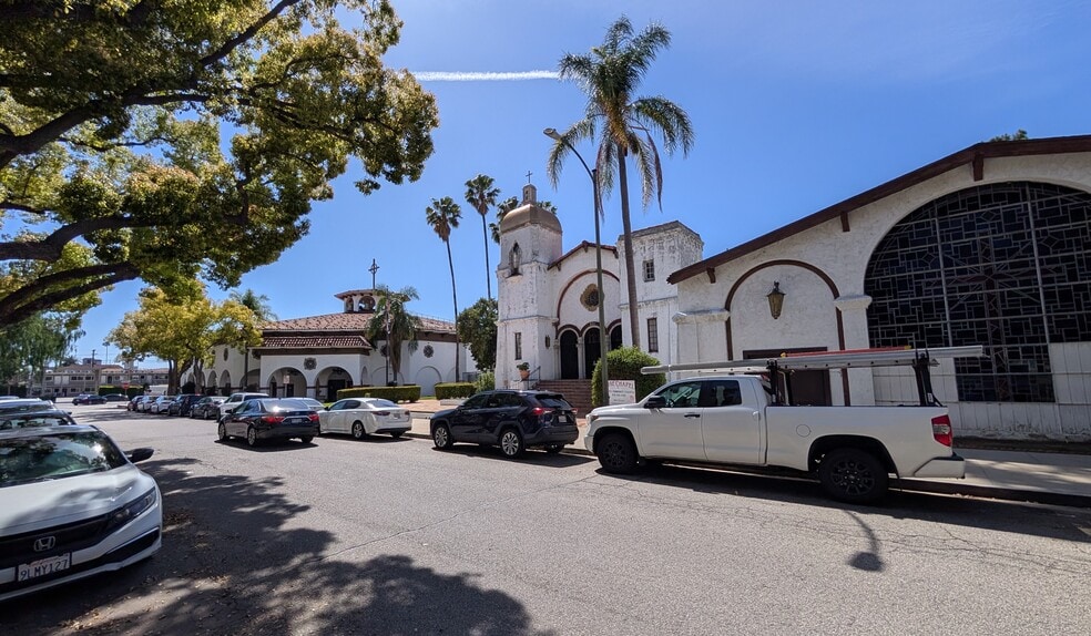 305 E Colorado St, Glendale, CA for lease - Building Photo - Image 3 of 10