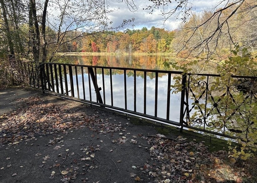 12-R Jackielyn Cir, Granby, MA for sale - Building Photo - Image 2 of 2