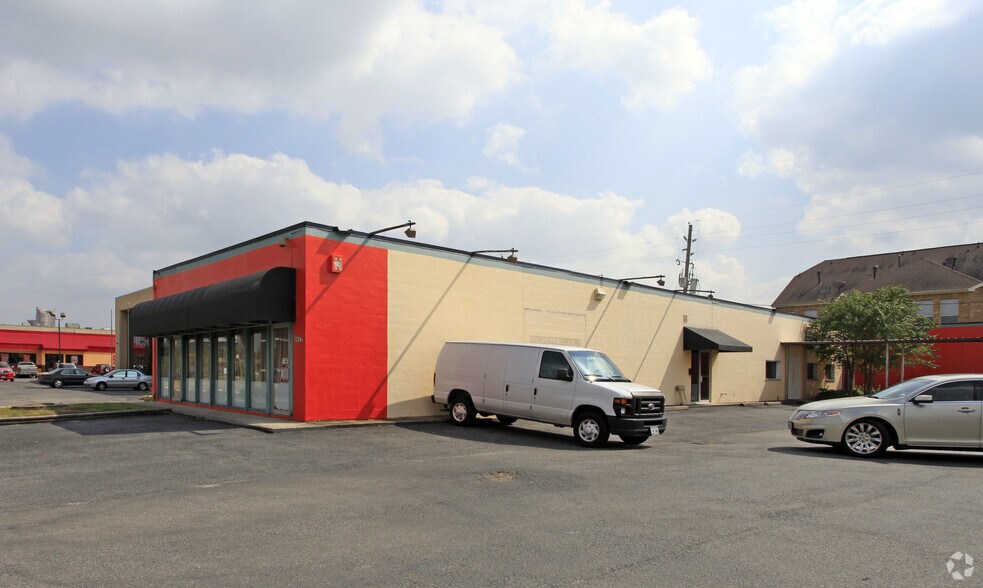 5637 Richmond Ave, Houston, TX à vendre - Photo principale - Image 1 de 2