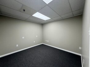 549 S Main St, Shrewsbury, PA for lease Interior Photo- Image 2 of 6