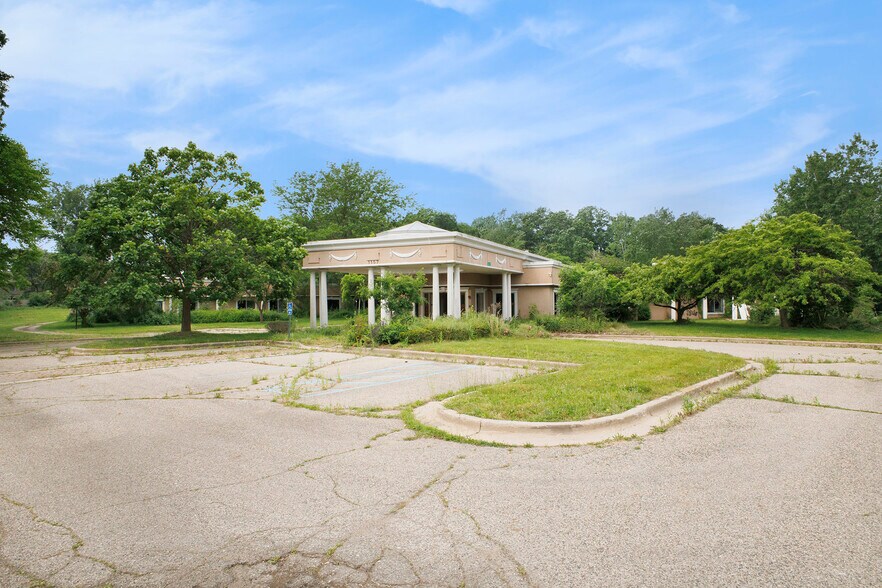 Prime Residential Development Land portfolio of 4 properties for sale on LoopNet.ca - Building Photo - Image 2 of 11