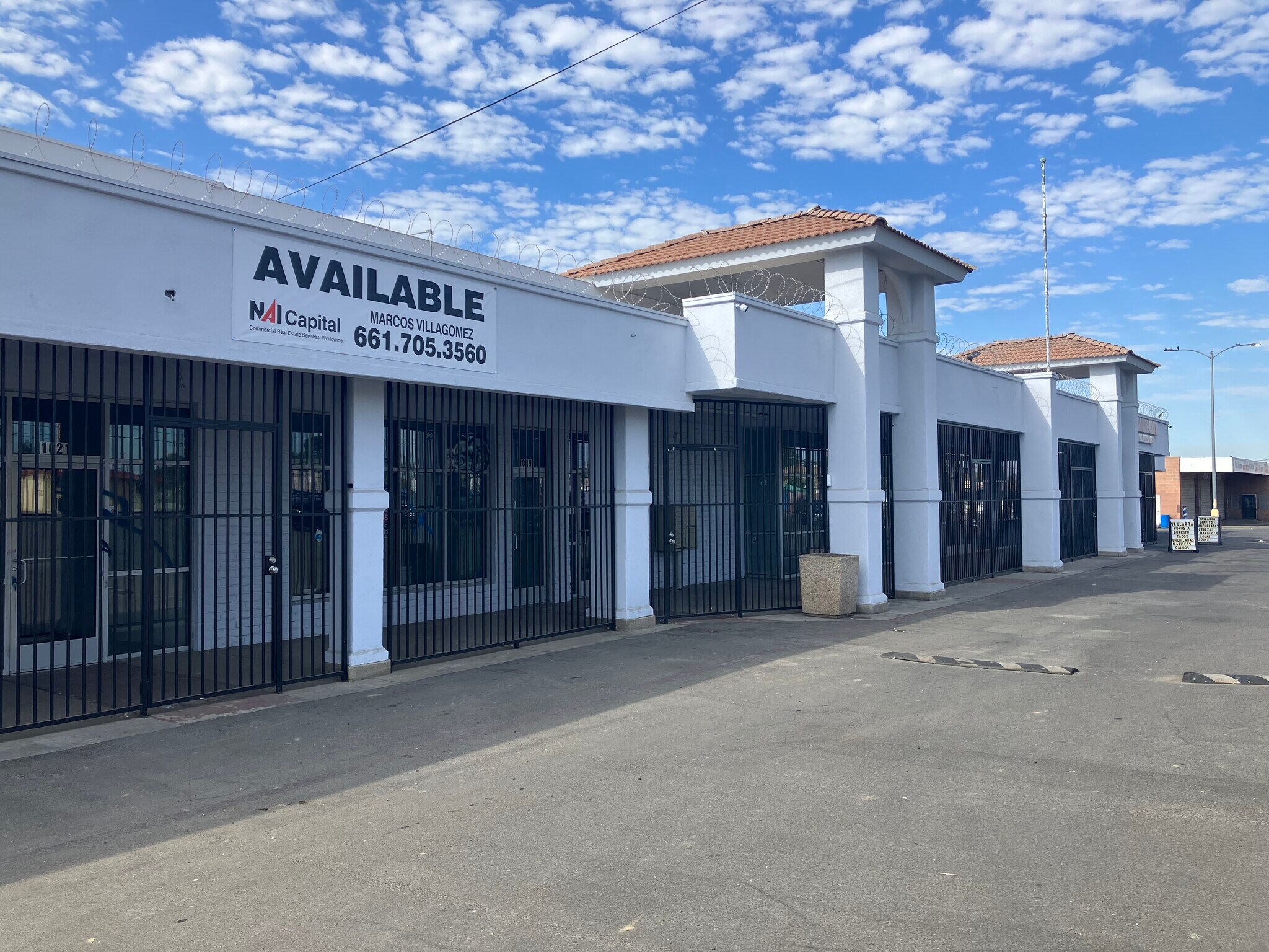 1015 Columbus St, Bakersfield, CA à louer Photo du bâtiment- Image 1 de 6