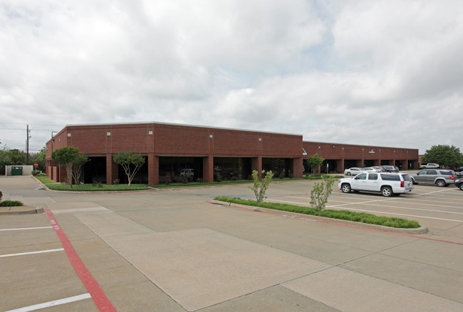 More details for 3418 Midcourt Rd, Carrollton, TX - Flex for Lease