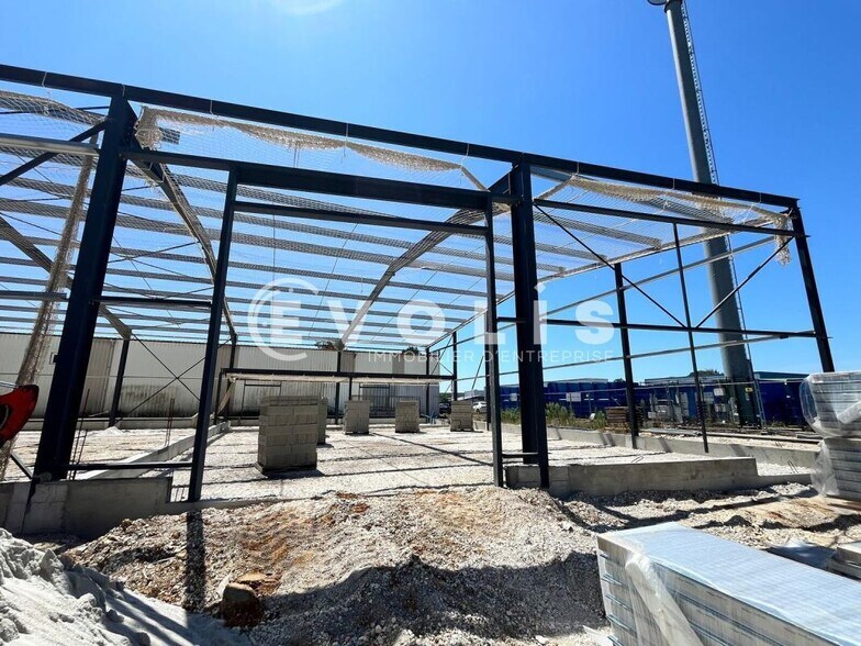 Flex in Cestas for lease - Building Photo - Image 3 of 10