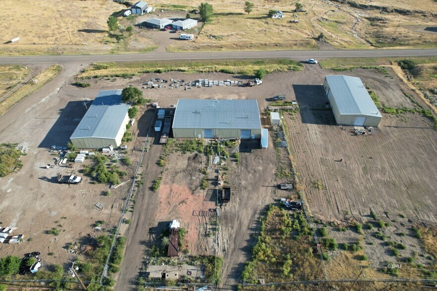 182 MT-200S, Glendive, MT à vendre - Photo du bâtiment - Image 2 de 2