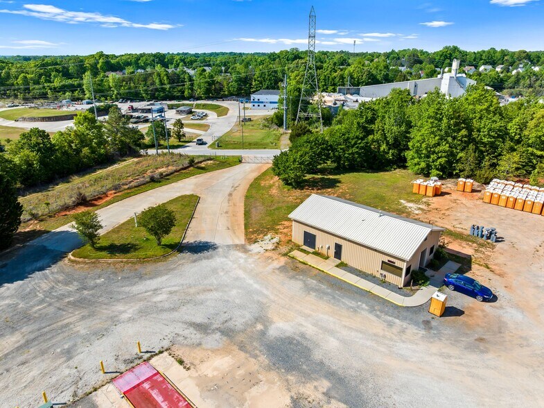 9165 Northfield Dr, Fort Mill, SC à vendre - Photo du bâtiment - Image 3 de 10