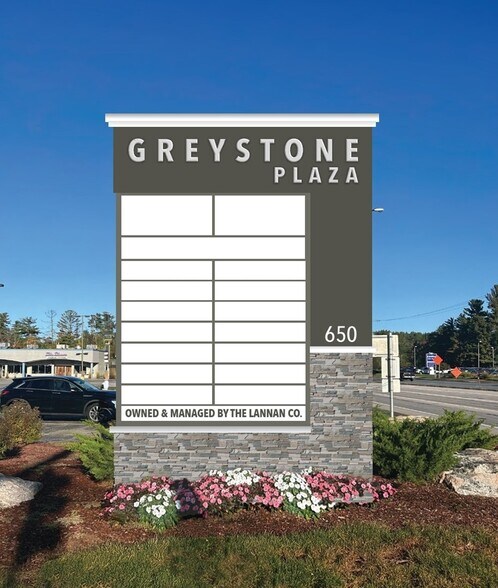 650 Amherst St, Nashua, NH à louer - Photo du bâtiment - Image 3 de 8