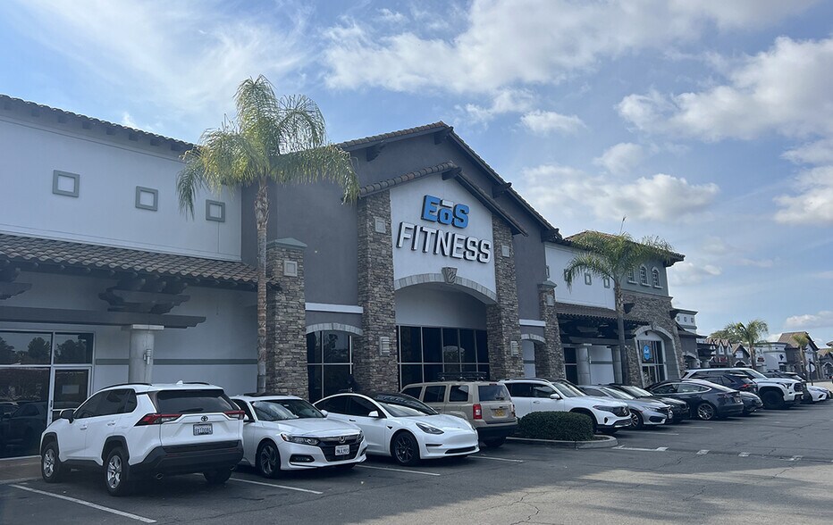 39400 Murrieta Hot Springs Rd, Murrieta, CA à louer - Photo du bâtiment - Image 2 de 13